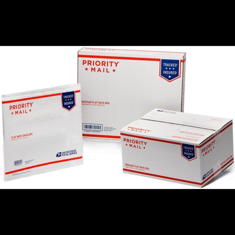 2x-3x Name brand mystery box. 4-6pcs